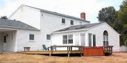 The finished addition and deck by Drumm Design Remodel